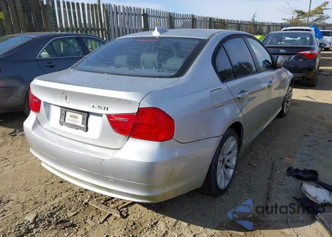 2009 BMW 328I xDrive z USA, uszkodzony, nr VIN WBAPK53559A644191